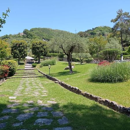 Апартаменты Casa Degli Ulivi Леричи Экстерьер фото